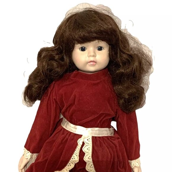 House of Lloyd | Toys | House Of Lloyd 7 Doll Brown Hair Hazel Eyes Red